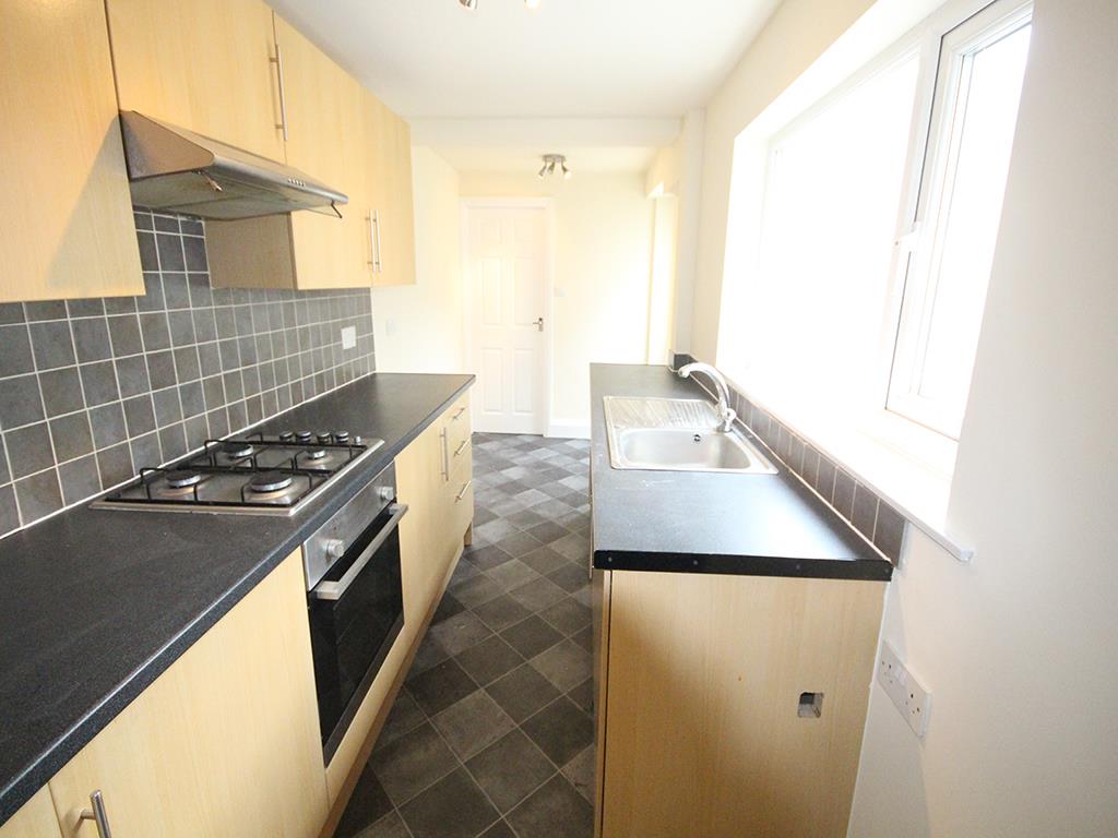 3 bedroom mid terrace house To Let in Barnoldswick - 2015-04-16 09.53.49.jpg